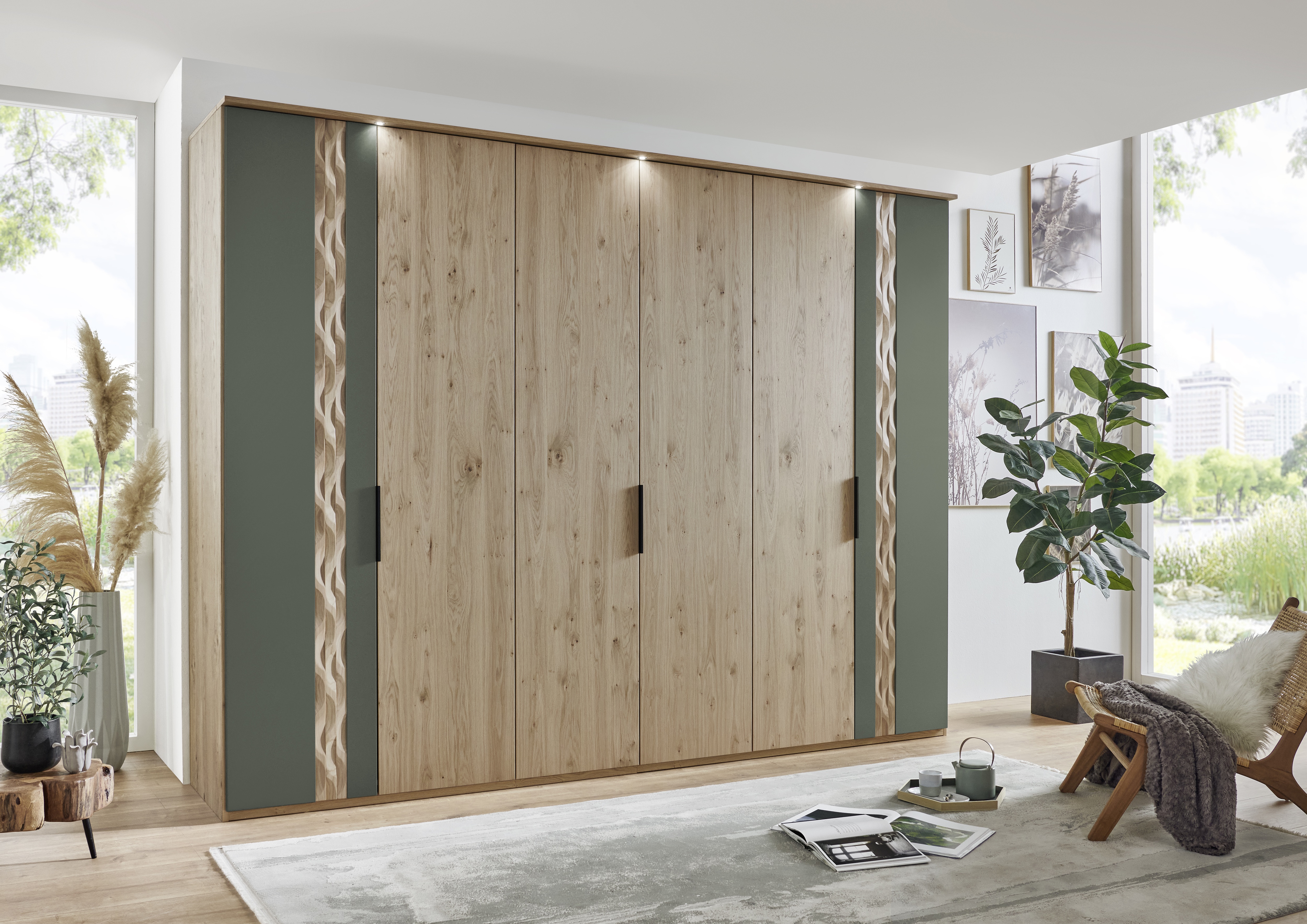 Millieubild Callao Kleiderschrank 6-tuerig Balkeneiche mit Akzenten und Lack Jungle Green